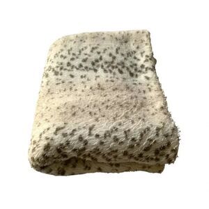 Faux Fur Throw Blanket